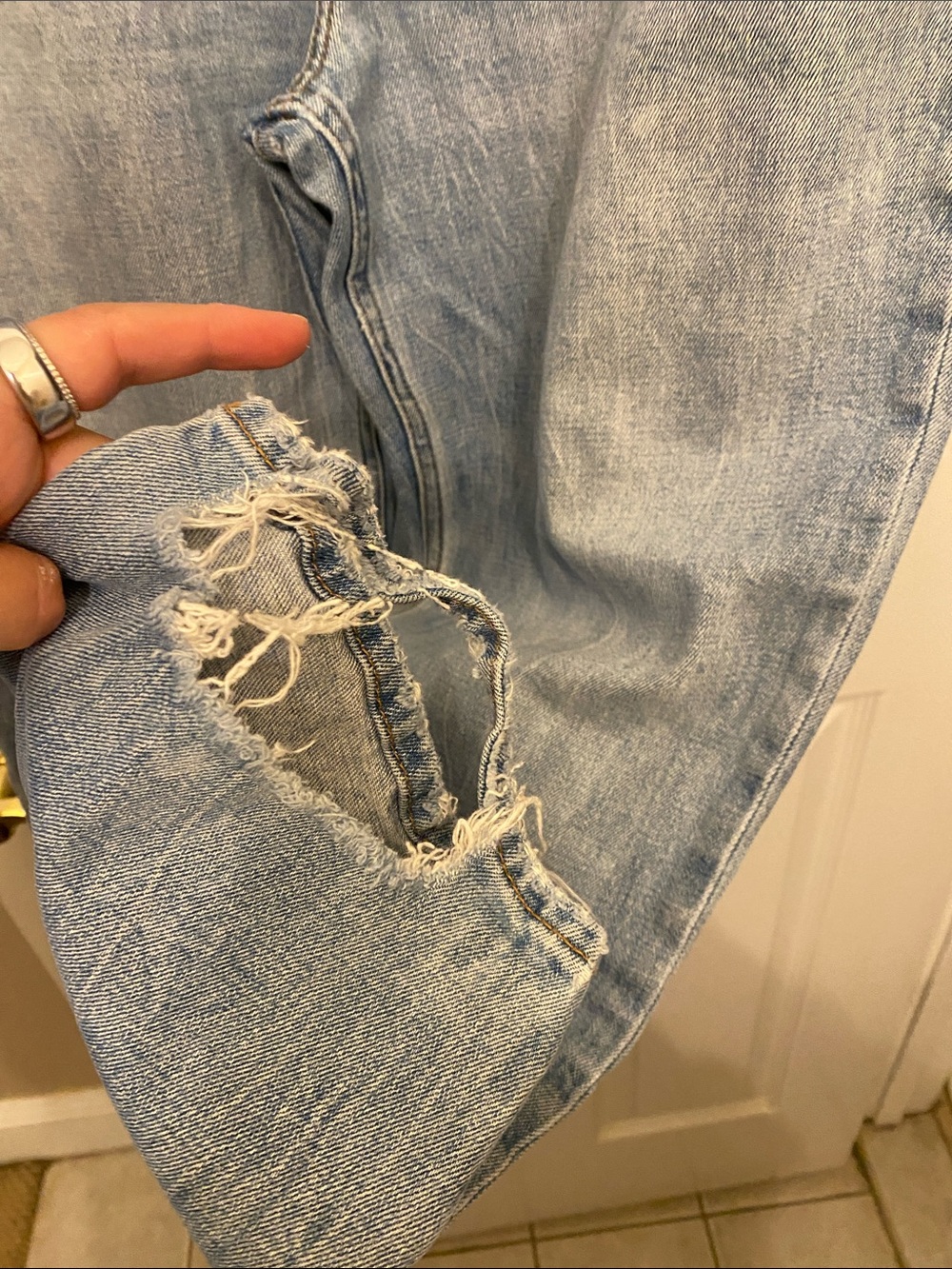 Abercrombie & Fitch jeans - Picture 2 of 4